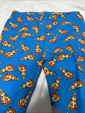 LuLaRoe Light Blue Pizza Print Leggings